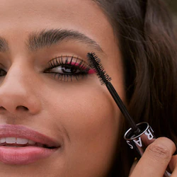 SEPHORA COLLECTION Mini Size Up Volumizing Mascara