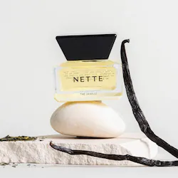 Nette Thé Vanille Eau de Parfum with Matcha and Salt