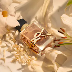 Yves Saint La Libre Flowers & Flames Eau de Parfum Spray with Coco- Palm Tree Flower & Lily Flower