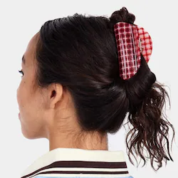 Chunks Medium Suki Claw Clip in Red Plaid