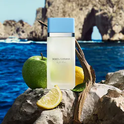Dolce&Gabbana Light Blue Eau de Toilette with Lemon & Apple Travel Spray