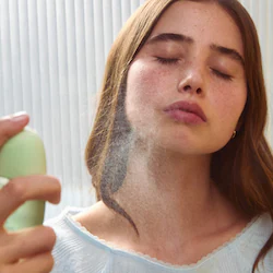 Sincerely Yours Hit Refresh Soothing and Hydrating Serum Mist with Cucumber Extract