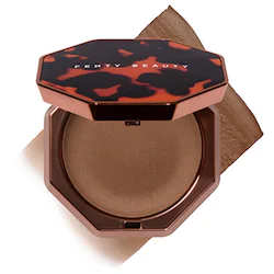 Fenty Beauty by Rihanna Sun Stalk'r Soufflé Pressed Mousse Blurring Cream Bronzer